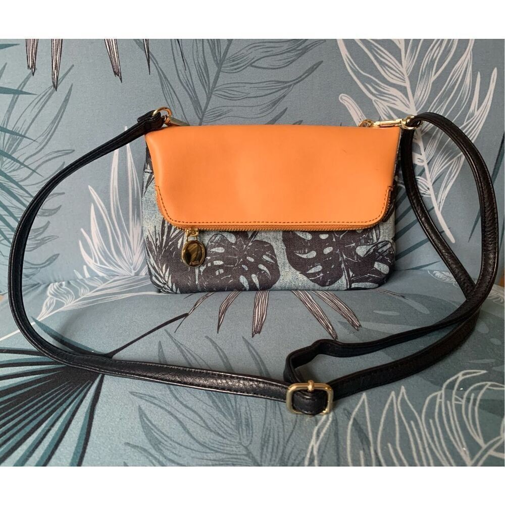 G.l.L.I. GILI Tan Leather Blue Palm Print Canvas Clutch Crossbody Bag Purse